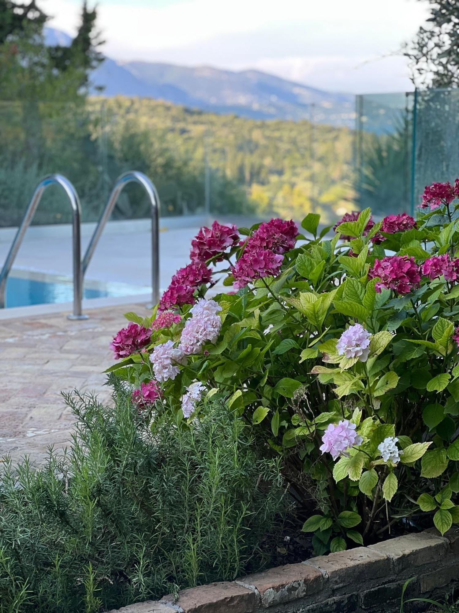 Villa Fioraki Poulades Екстер'єр фото